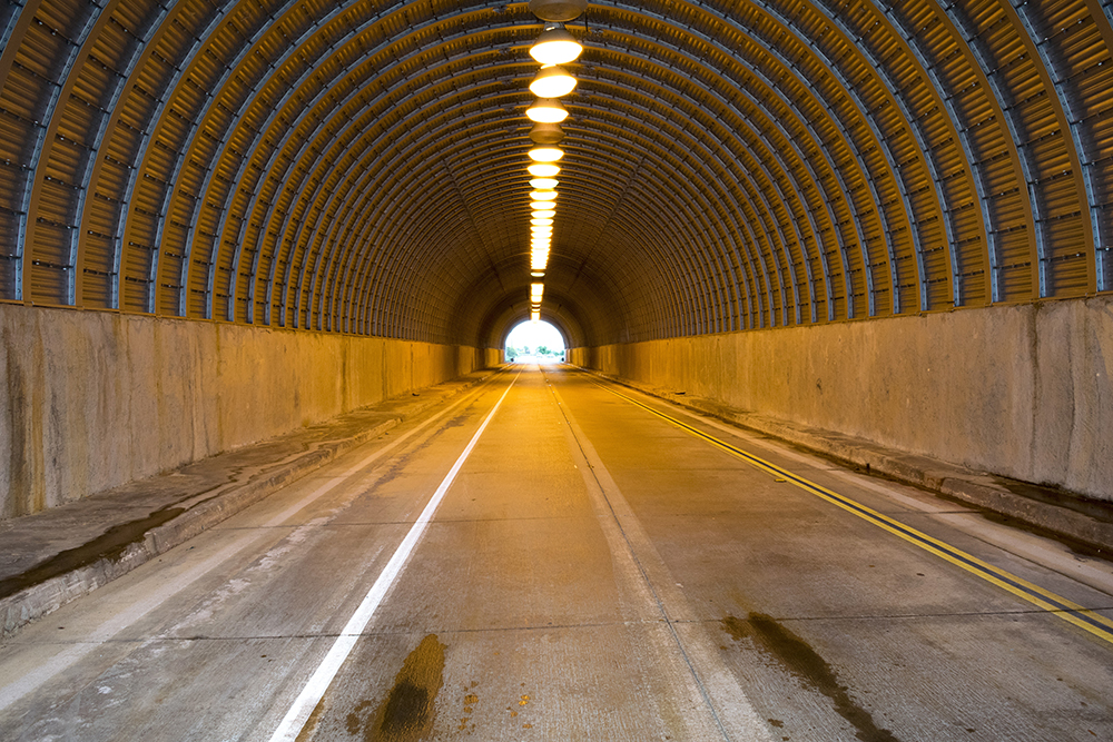隧道照明